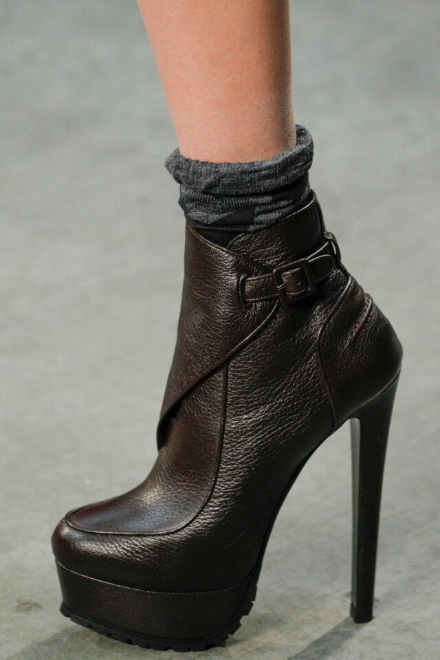 Vintage Italian sz 38.5