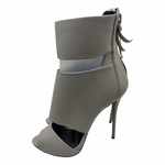 Giuseppe Zanotti sz 38.5