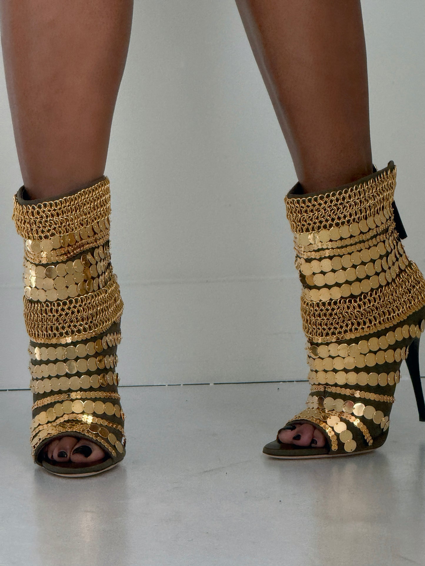 Giuseppe Zanotti sz 36.5