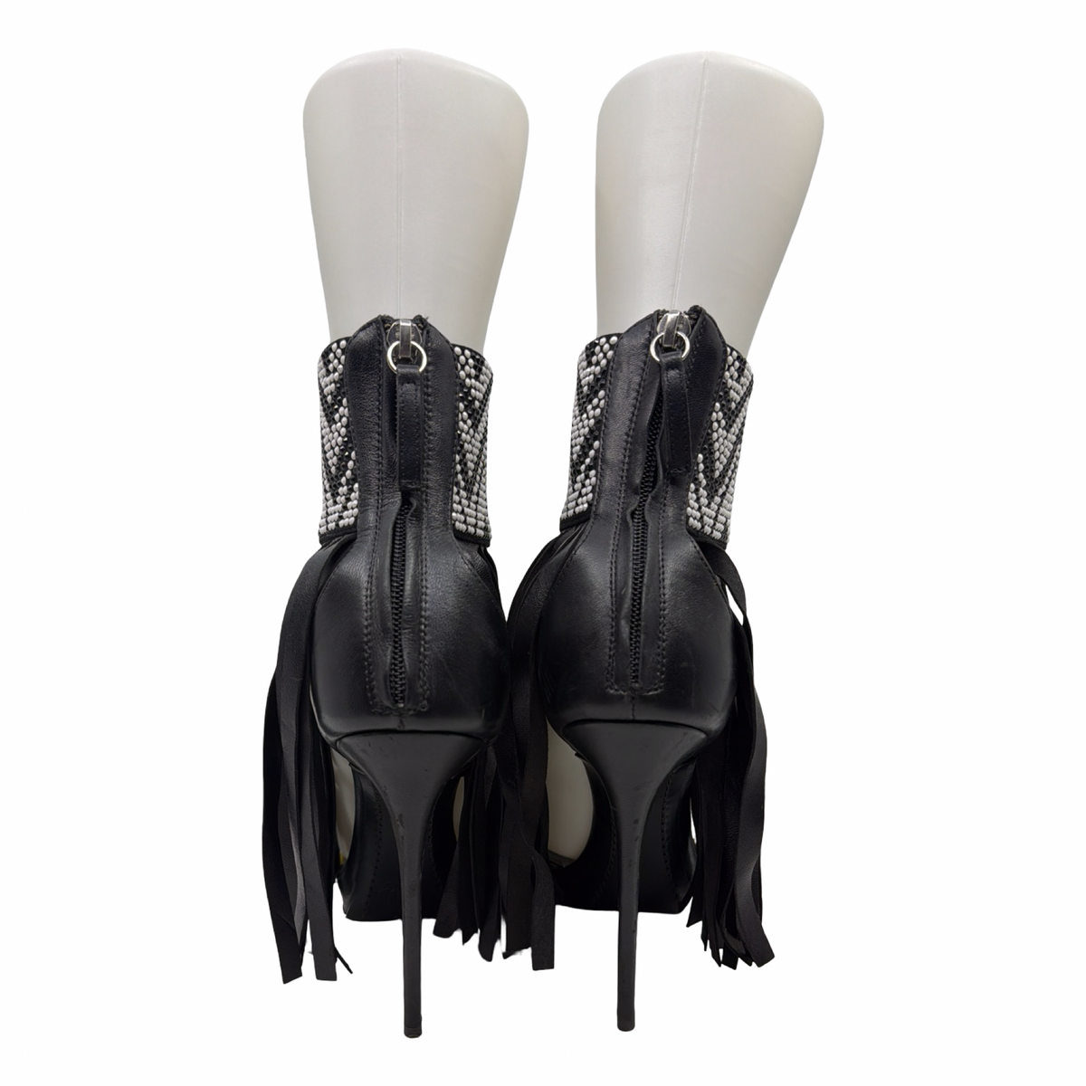 Giuseppe Zanotti sz 37.5