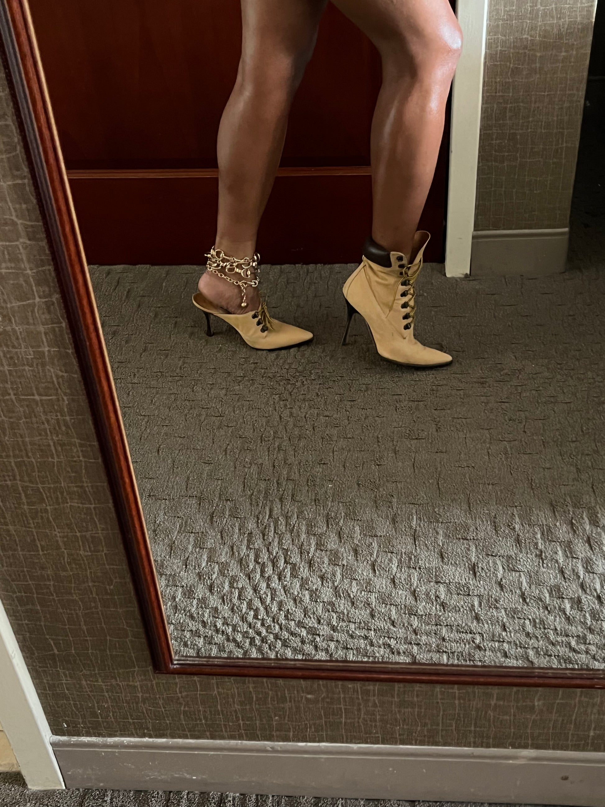 Manolo Blahnik – Shoe Slutz Manolo Blahnik – Shoe Slutz