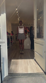 Shoe Slutz leg chain