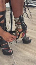 Shoe Slutz leg chain